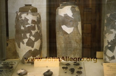 06 Scroll Jars